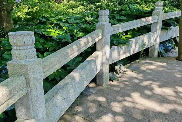大连花岗岩栏杆和青石栏杆哪个好 系列八